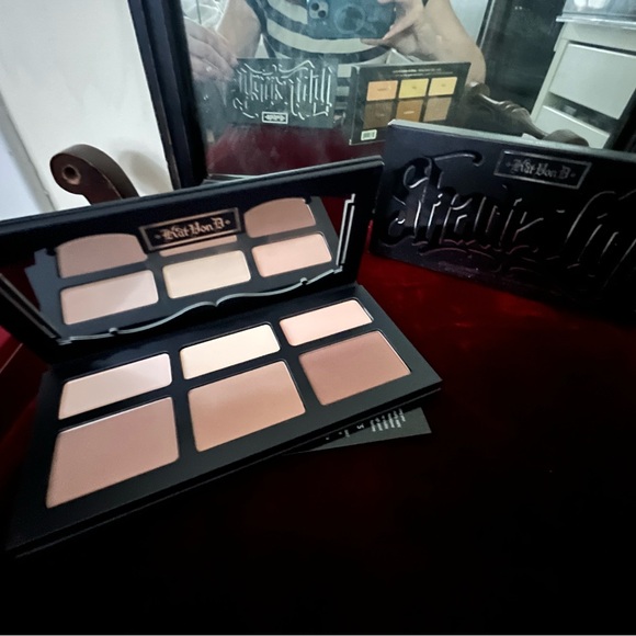 Original Kat Von D Shade and Light Contour Palette - Picture 2 of 3